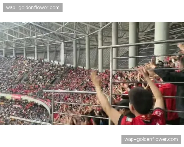 重庆铜梁龙59%控球率战平蓉城 三球逆转展现逆境中控场韧性