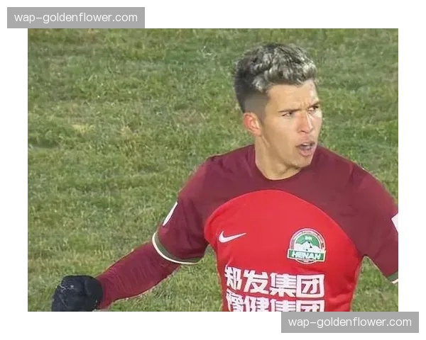 纳萨里奥前腰位置创造机会 河南进攻核心传球视野开阔